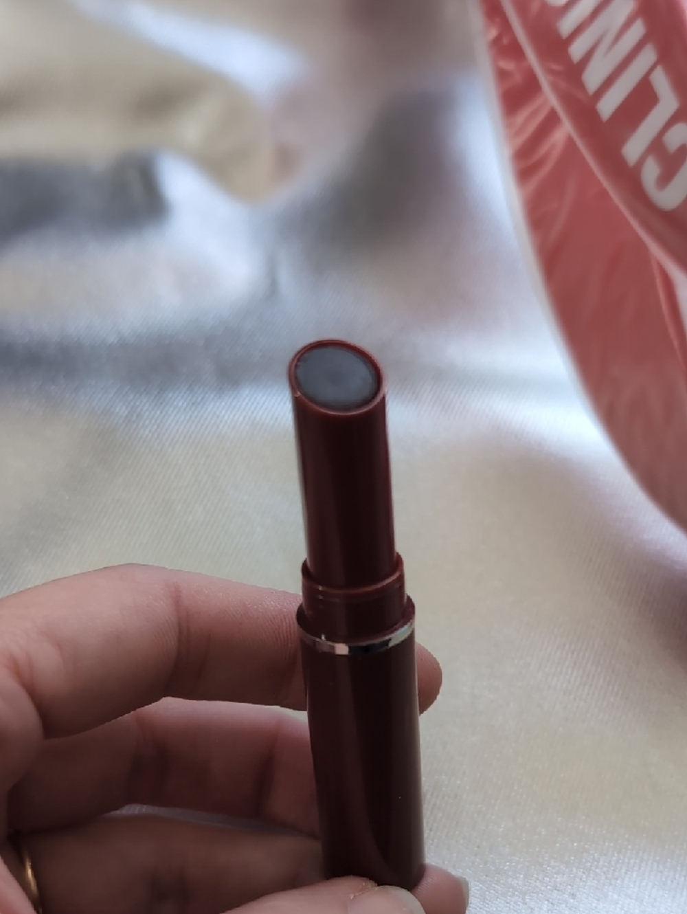 Clinique Metallic Silver Tote Plus Makeup - Picture 4 of 6